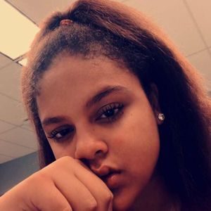 Meet your Posher, Anayah